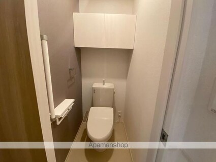 プレッソ春日[1LDK/62.41m2]のトイレ