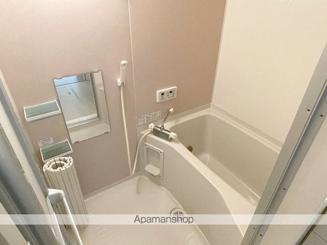 ハイム三条岡 A棟の内装写真