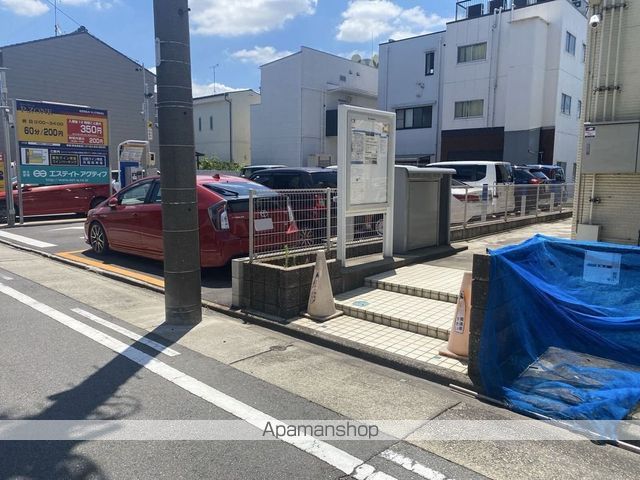 レオネクスト向島の玄関写真