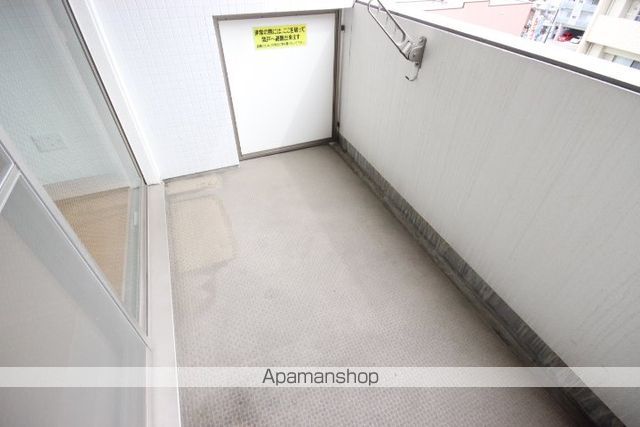 グラビスコート白島の内装写真