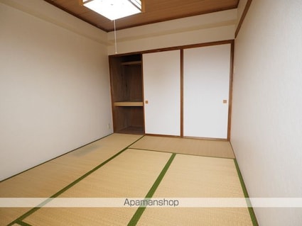 ホワイトプラザ会津[2LDK/52.8m2]の収納