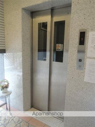 メゾンドゥグランディル[1R/30.34m2]の共用部3