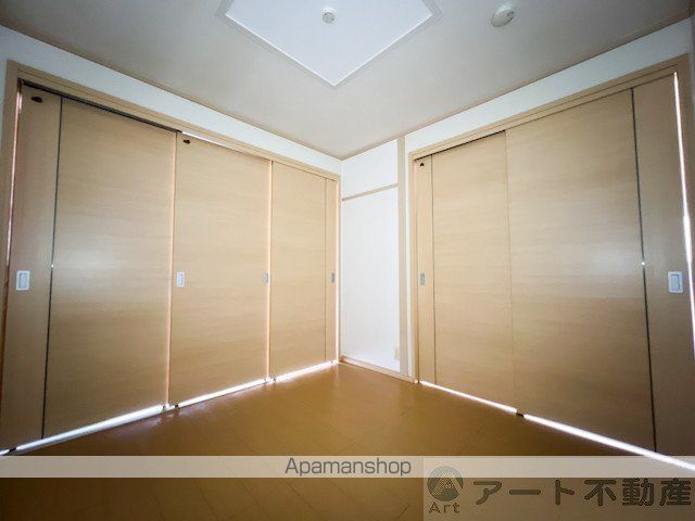 シティハイツ崎山の内装写真