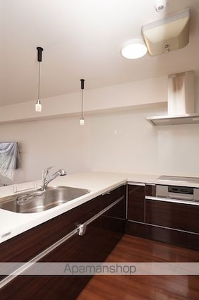 ＤーＲｅｓｉｄｅｎｃｅ御船町[1LDK/64.55m2]のキッチン