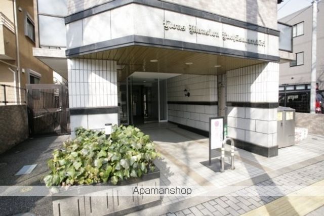 ライオンズマンション府中桜通りの玄関写真