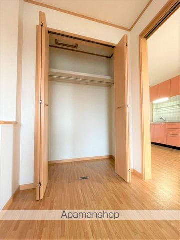 グラスワンダー Nー48の内装写真