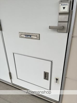 レオパレス三葛Ⅱ[1K/23.18m2]のエントランス2