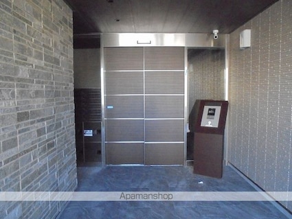 ベレオニシムラ[1LDK/52.89m2]のエントランス