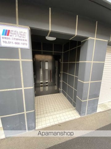 アークタウン麻生東IIの玄関写真