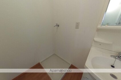 輝パレス[1R/34m2]の内装1