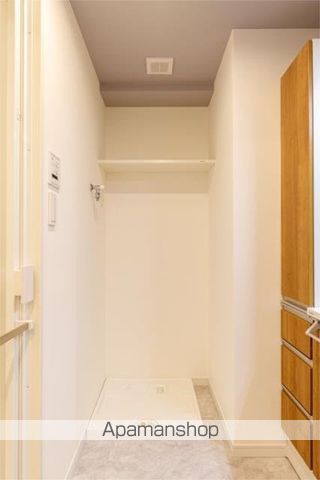 レジディア新川の内装写真