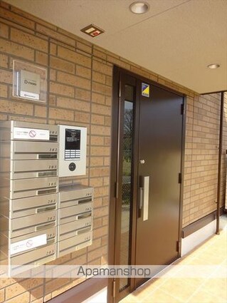 和歌山県和歌山市出島[1R/32.8m2]のエントランス