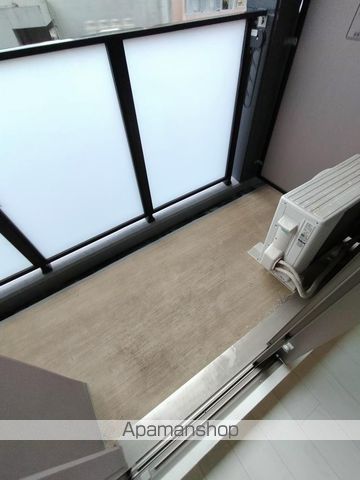 LADOUCEURUMEDAEASTの内装写真