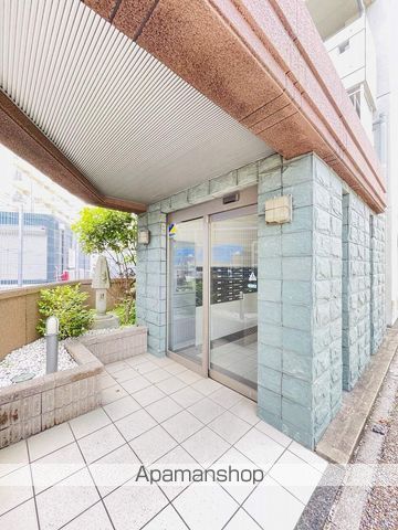 S−FORT神宮南の玄関写真