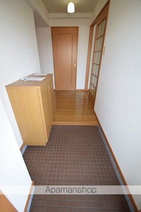 アイ・アイマンション[3LDK/64.8m2]の玄関