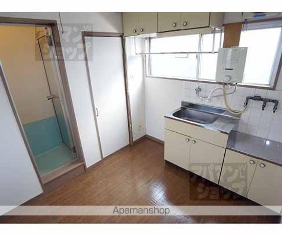 マンション皆栄の内装写真