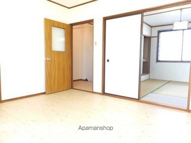 フェイス平和通の内装写真