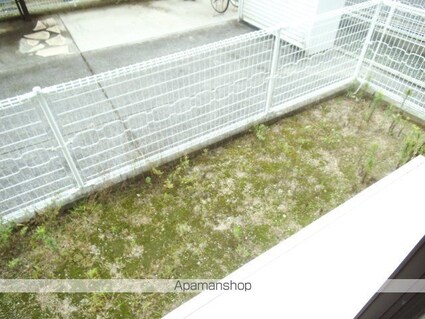 ヴァン・ヴェール[2LDK/51.65m2]の共用部2