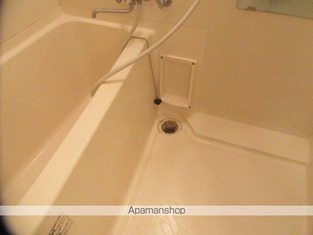 EーONEの内装写真