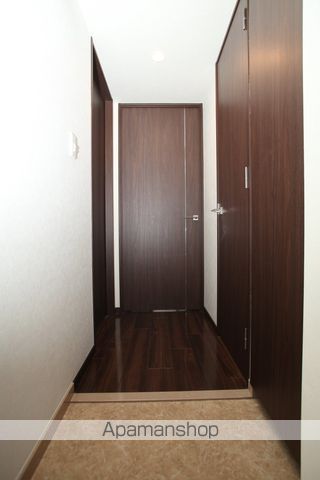 セレニテ梅田北PREMIUMの内装写真