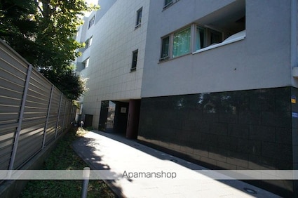 コスモリード新宿余丁町[1R/29.59m2]の外観5