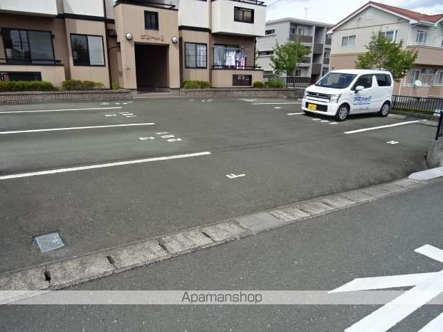 ボヌールIIの外観写真