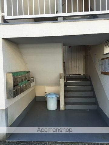ビレッジハウス荒木1号棟の玄関写真