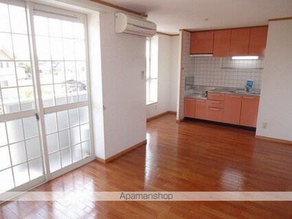 コンブリオ[2LDK/65.64m2]のリビング・居間