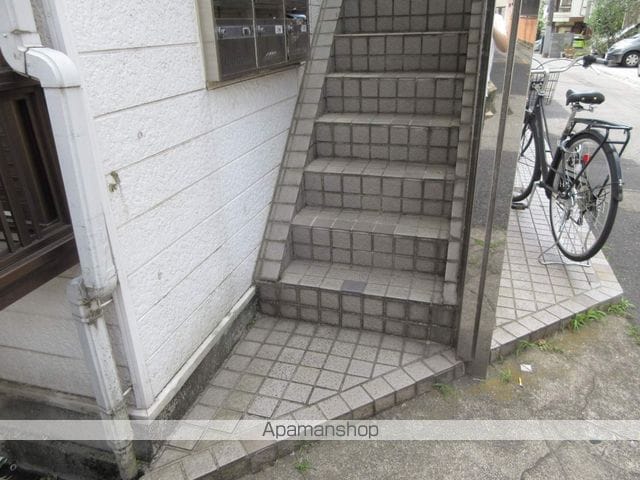ライフピアカノンの玄関写真