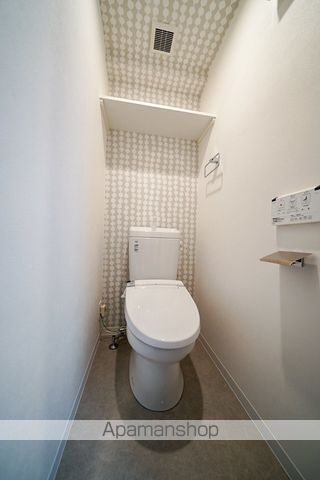 フォーリアライズ梅田レーベンの内装写真