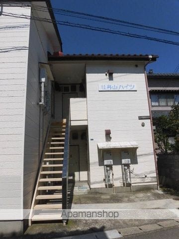 牡丹山ハイツの外観写真