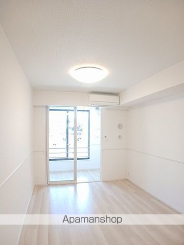 ヒカルサ境港外江町イーストIIの内装写真