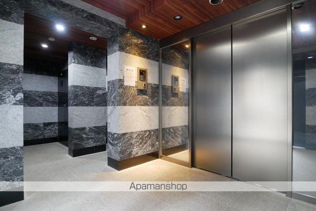 プレミアムキューブ中野新橋[1K/20.02m2]のエントランス