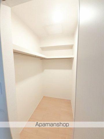 ブランドール西館Aの内装写真