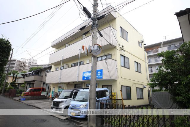小宮山ビルの外観写真