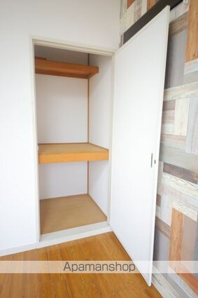 ソレイユ多摩[1R/19.84m2]の収納