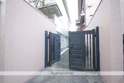 ライツェハウス[1R/12.96m2]のエントランス
