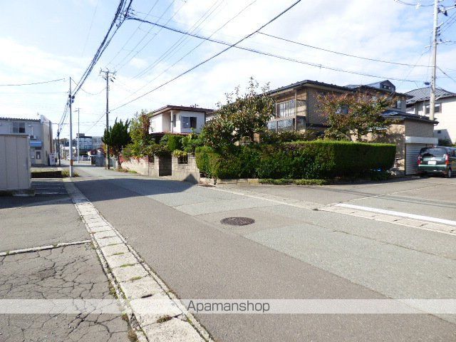 三千刈ハイツAの玄関写真