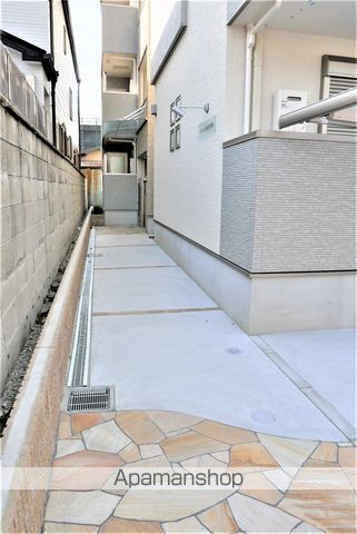 フジパレス堺大浜中町II番館の玄関写真