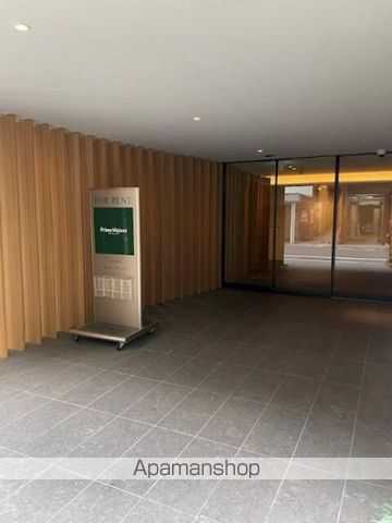 プライムメゾン日本橋馬喰町の玄関写真