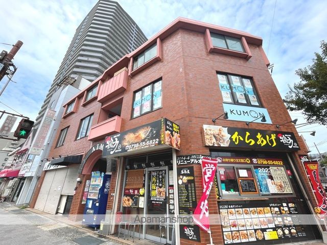 阪急電鉄今津線 阪神国道駅 徒歩3分 築43年