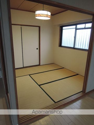 オリーブ清水丘の内装写真