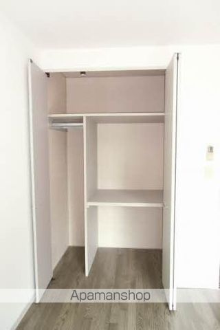 シャーメゾン比島 B棟の内装写真