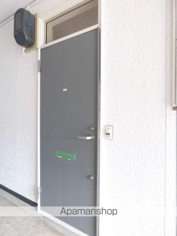 ハイツリバーサイドIIの玄関写真