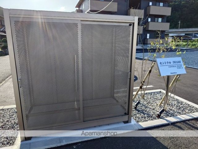 セントラルIWAMI TYPEー2の内装写真