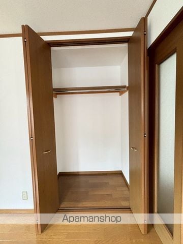 メゾンハイウィロS棟の内装写真