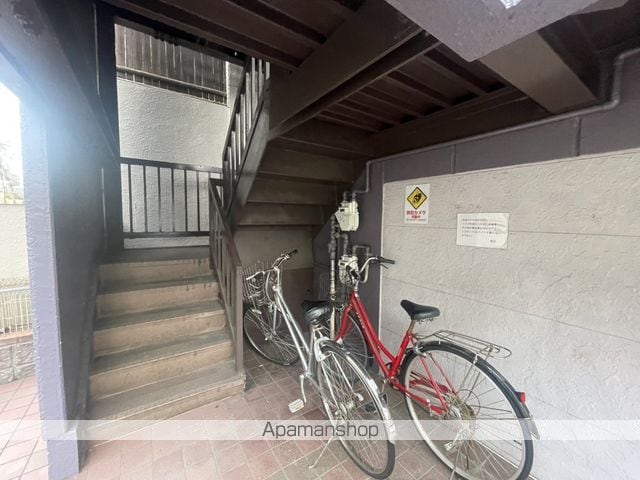 北沢江の木ビルの内装写真