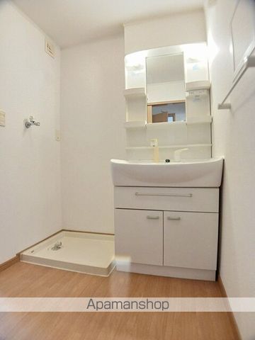 クローバー嶺田の内装写真