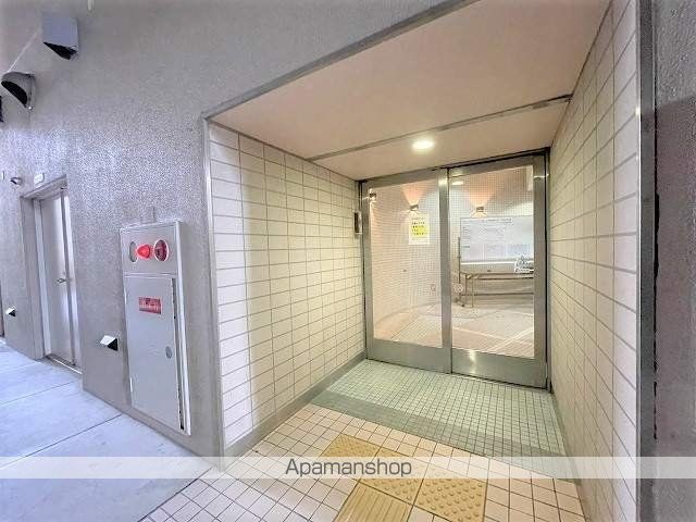 アミング潮江イースト15−3号棟の玄関写真
