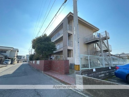 ハイツ・リーベンス[3LDK/71m2]の外観2